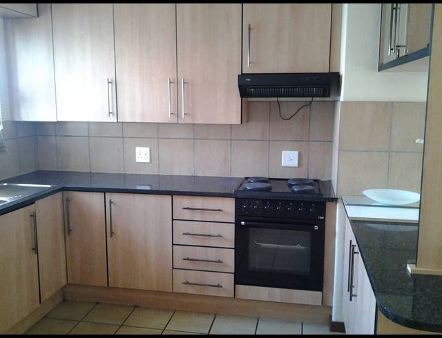 2 BEDROOM APARTMENT TO LET IN SASOLBURG EXT 23